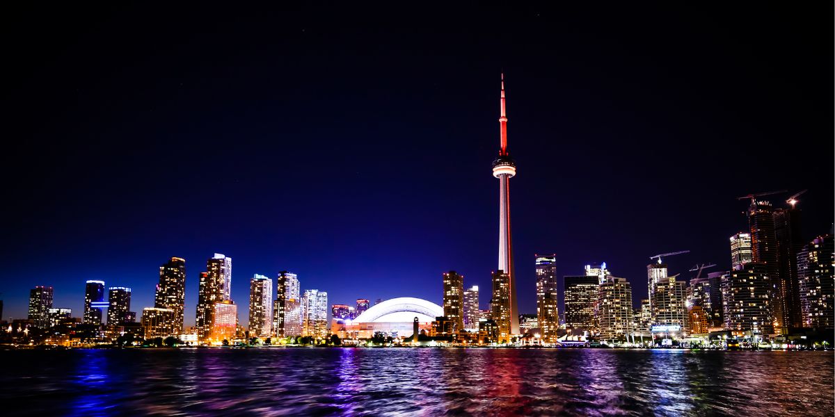 Land based gaming -Image of Toronto Skyline at Night